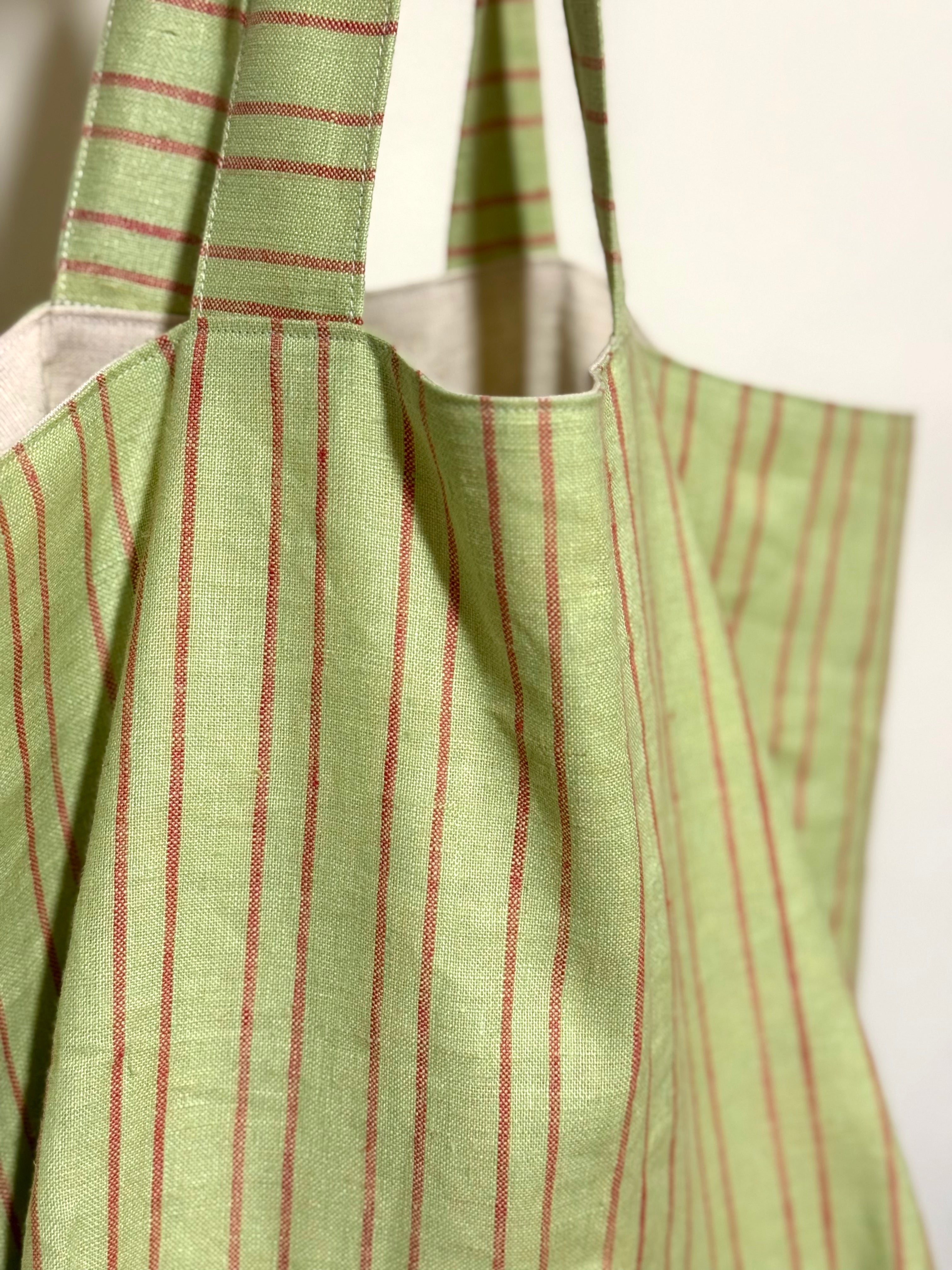 Chunky tote (strawberry matcha)